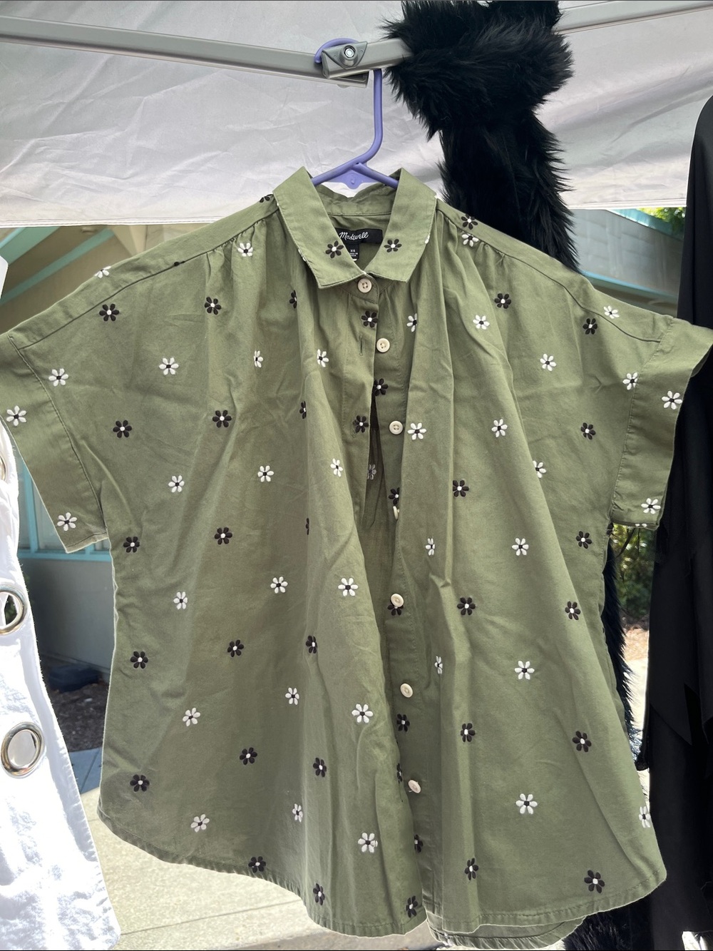 Madewell Olive Green Floral Short-Sleeve Button-Up